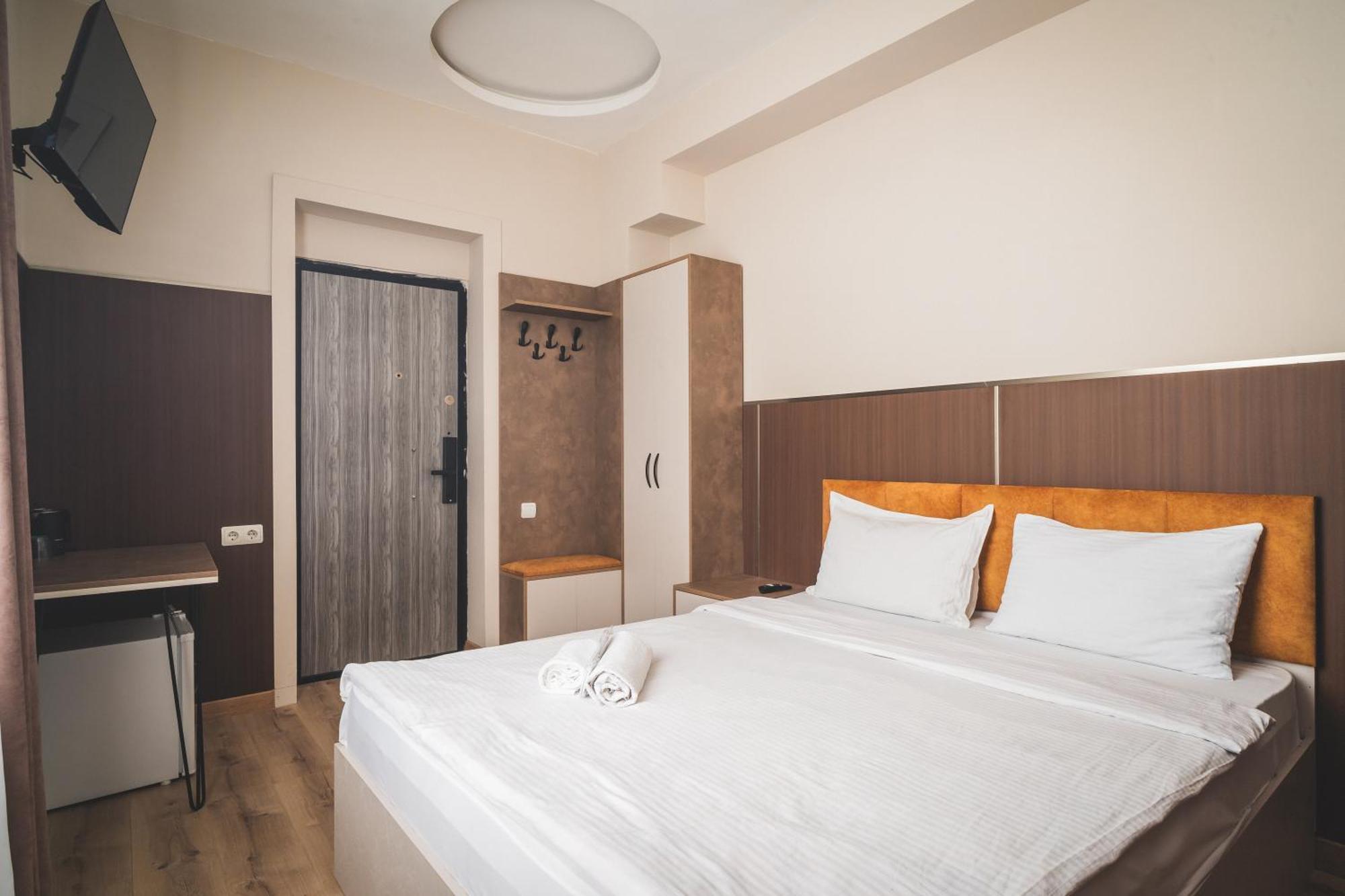 White House Hotel Tbilisi Exterior photo