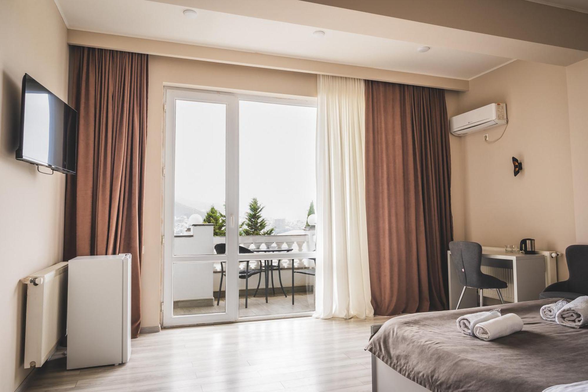 White House Hotel Tbilisi Exterior photo